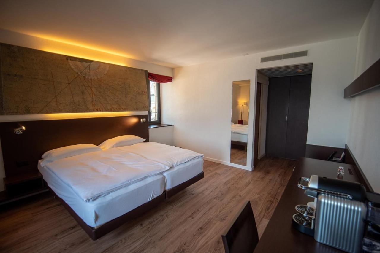 Hotel La Meridiana, Lake & Spa 아스꼬나 외부 사진